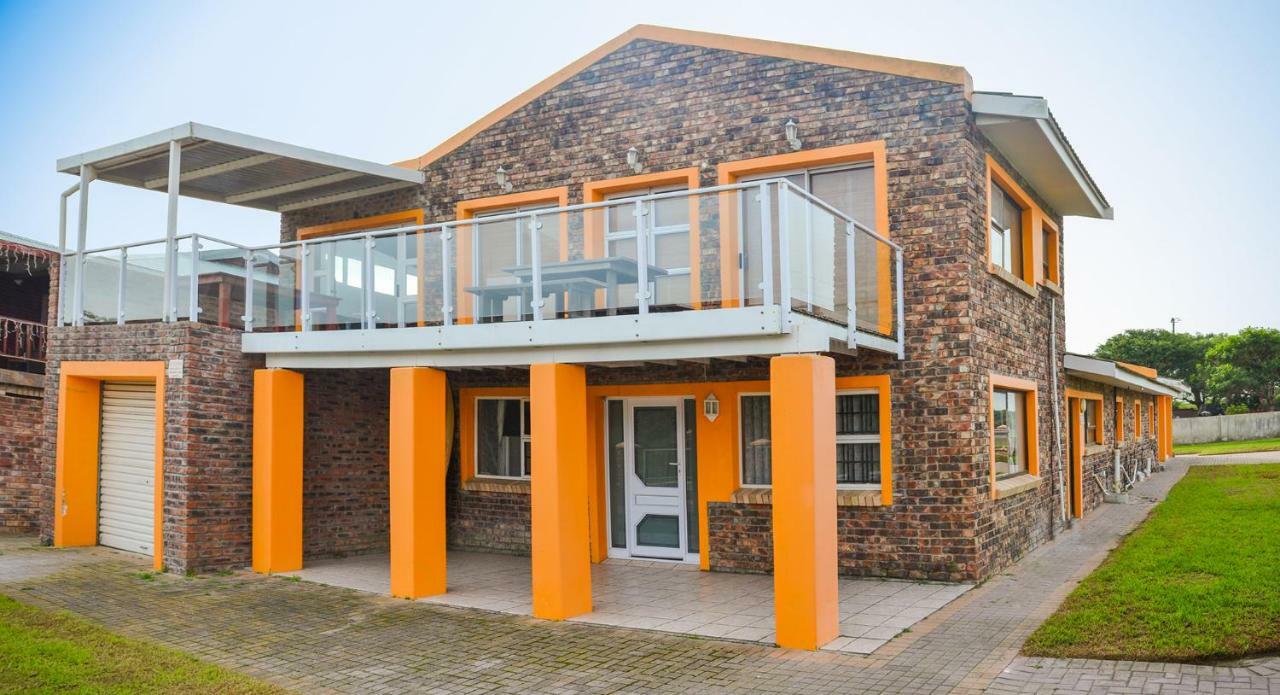 Adventure House - Colchester - 5Km From Elephant Park Extérieur photo